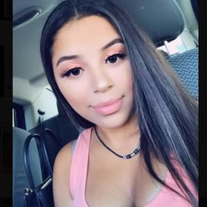 Meet your Posher, Crystal